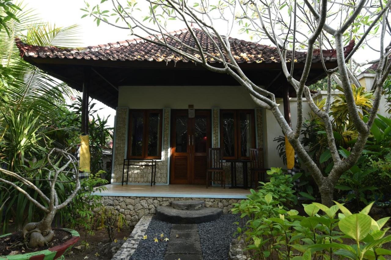 The Tanis Beach Resort Nusa Lembongan Kültér fotó