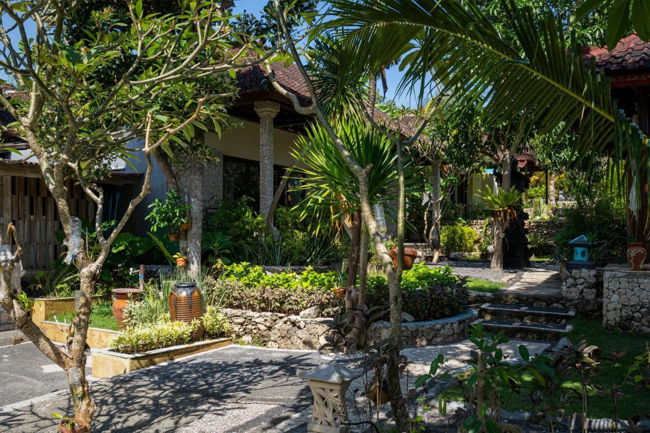 The Tanis Beach Resort Nusa Lembongan Kültér fotó