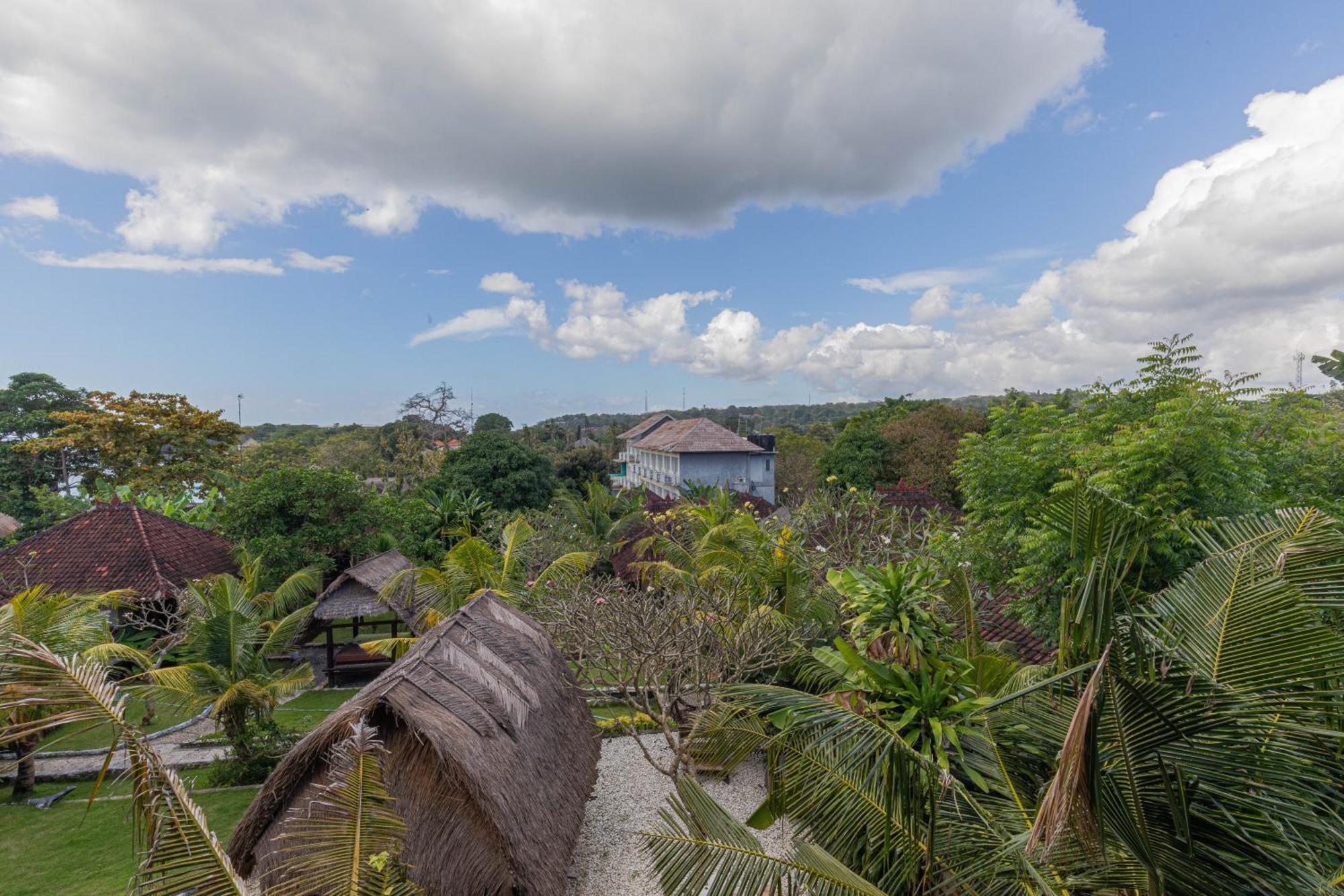 The Tanis Beach Resort Nusa Lembongan Kültér fotó