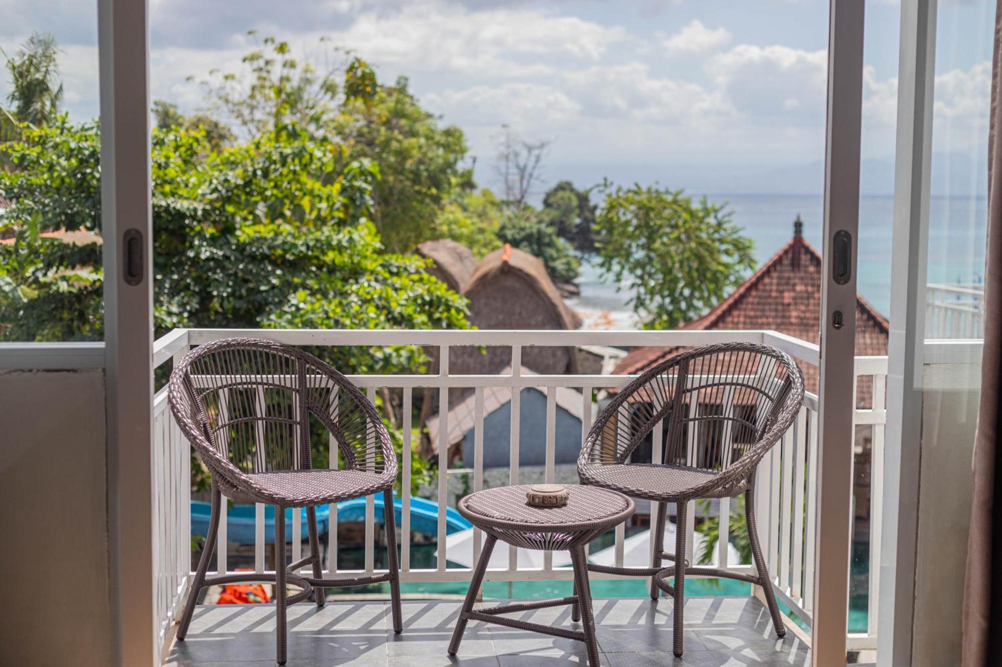 The Tanis Beach Resort Nusa Lembongan Kültér fotó