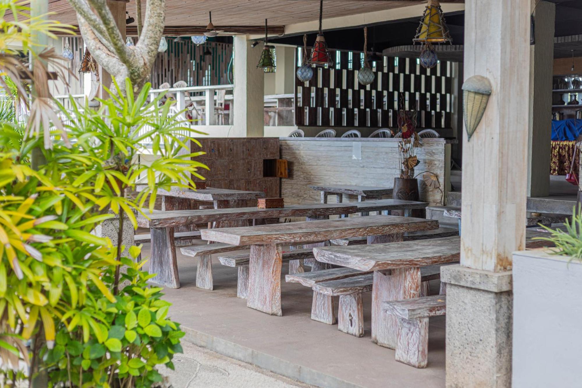 The Tanis Beach Resort Nusa Lembongan Kültér fotó