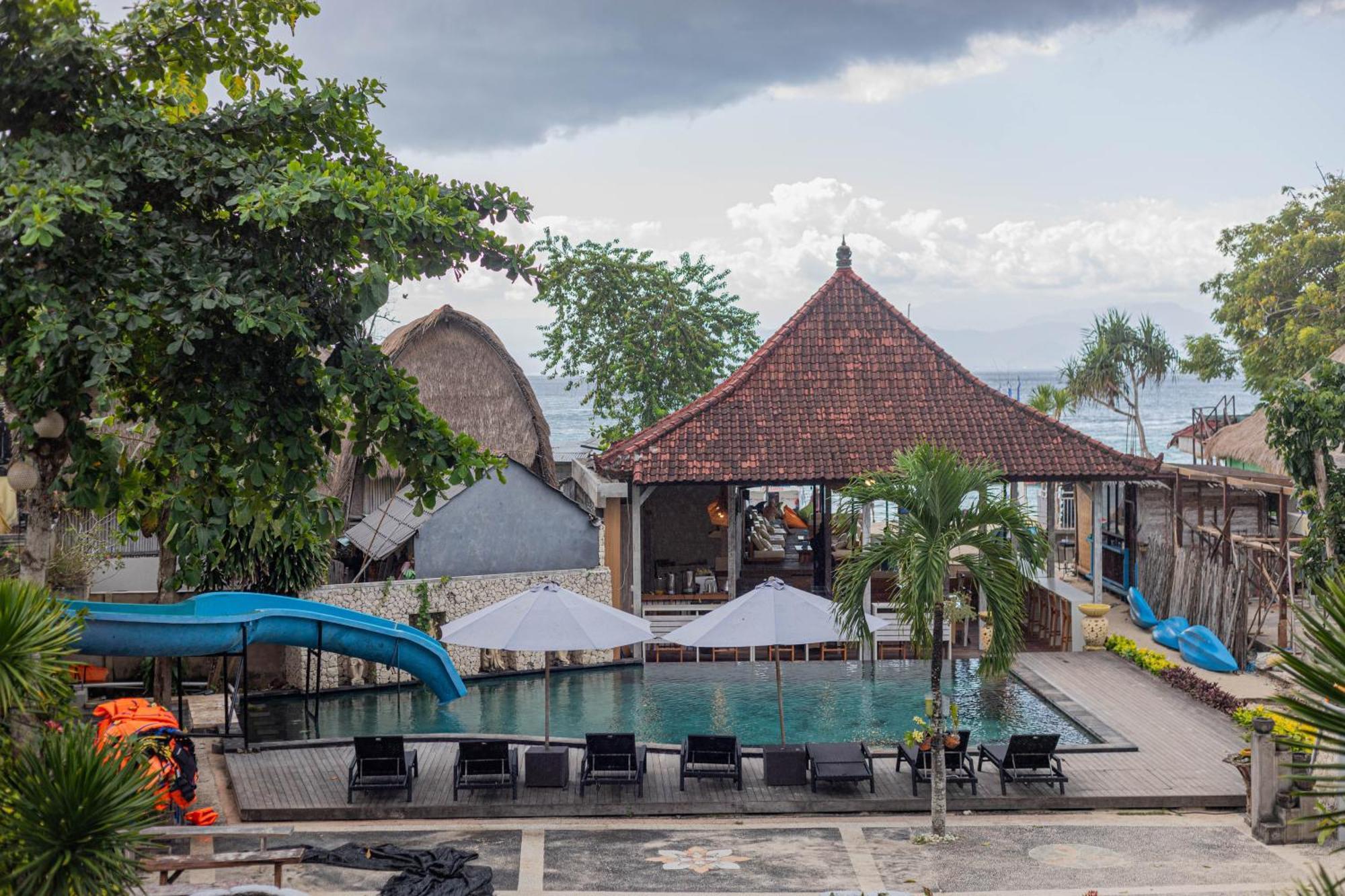 The Tanis Beach Resort Nusa Lembongan Kültér fotó
