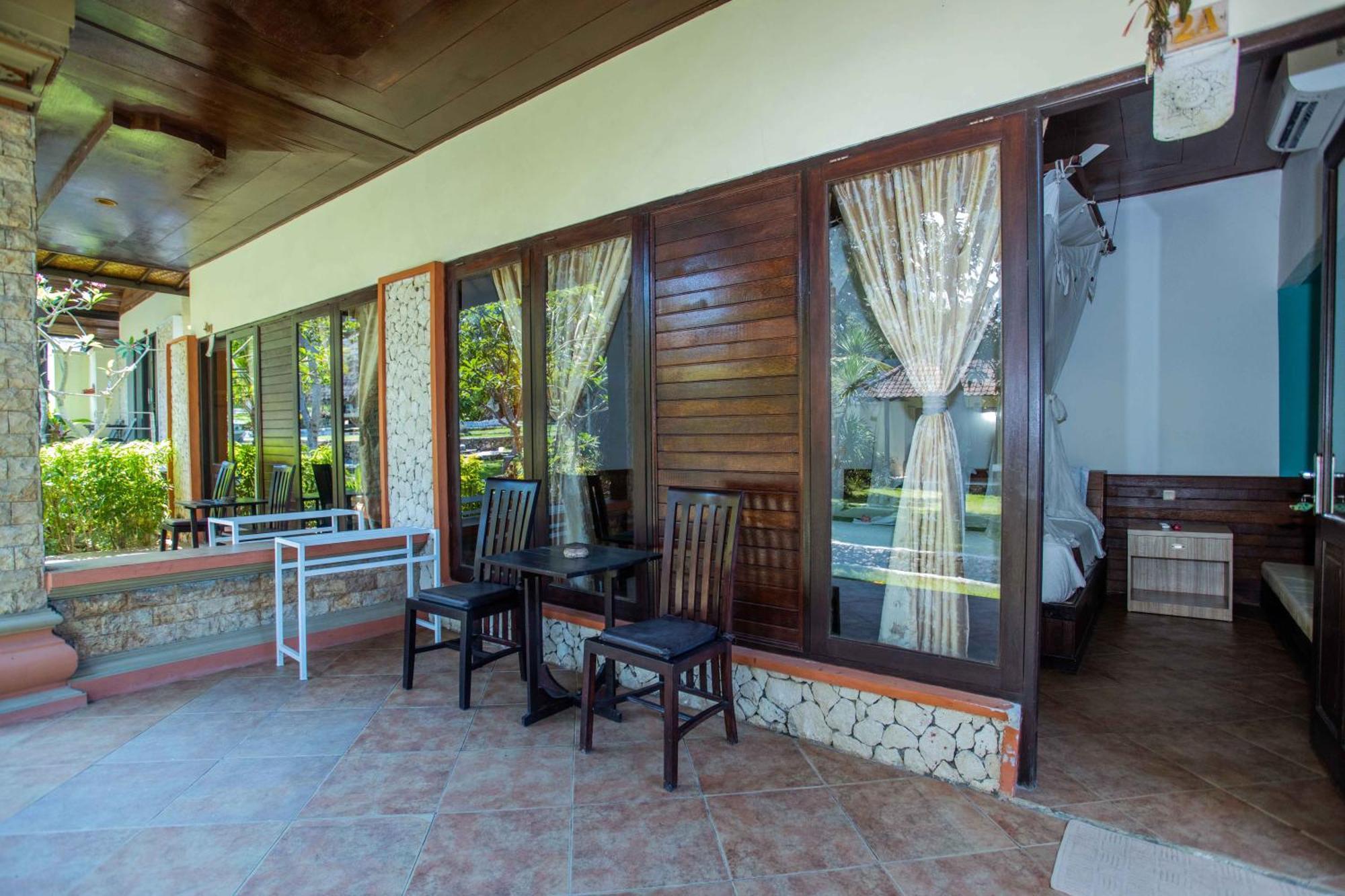 The Tanis Beach Resort Nusa Lembongan Kültér fotó